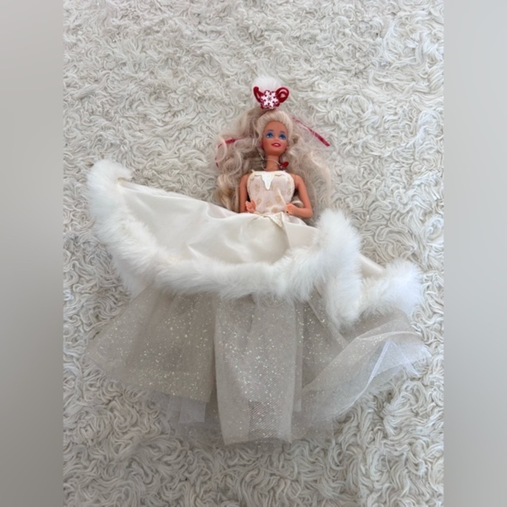 Barbie in White and Silver Gown with Red‎ Hair Accessory